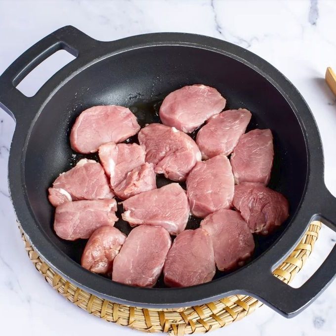 Свиная вырезка на сковороде - рецепт от Гранд кулинара